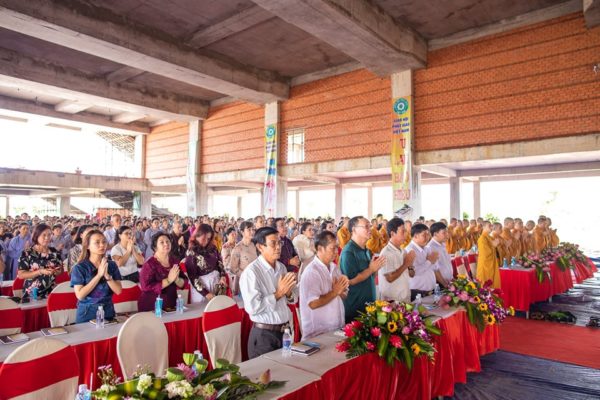 phật tử chùa vĩnh nghiêm