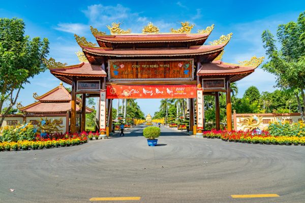 Nghĩa Trang ở Long Thành
