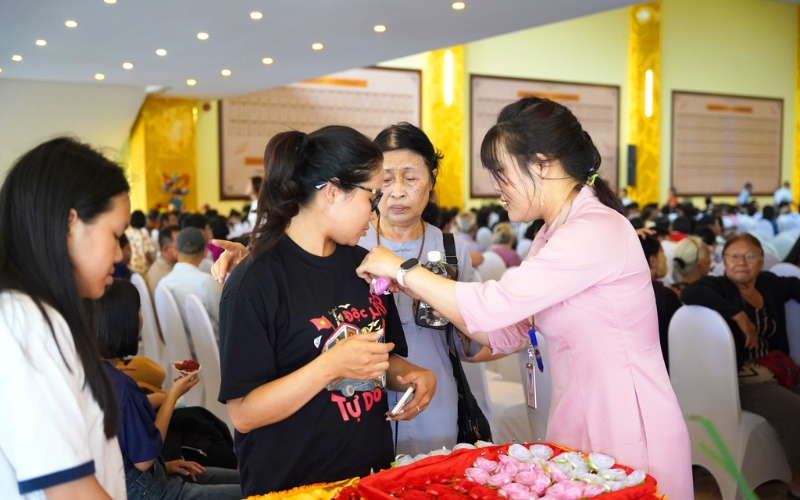 Lễ cầu siêu Vu Lan tại Hoa Viên Bình An