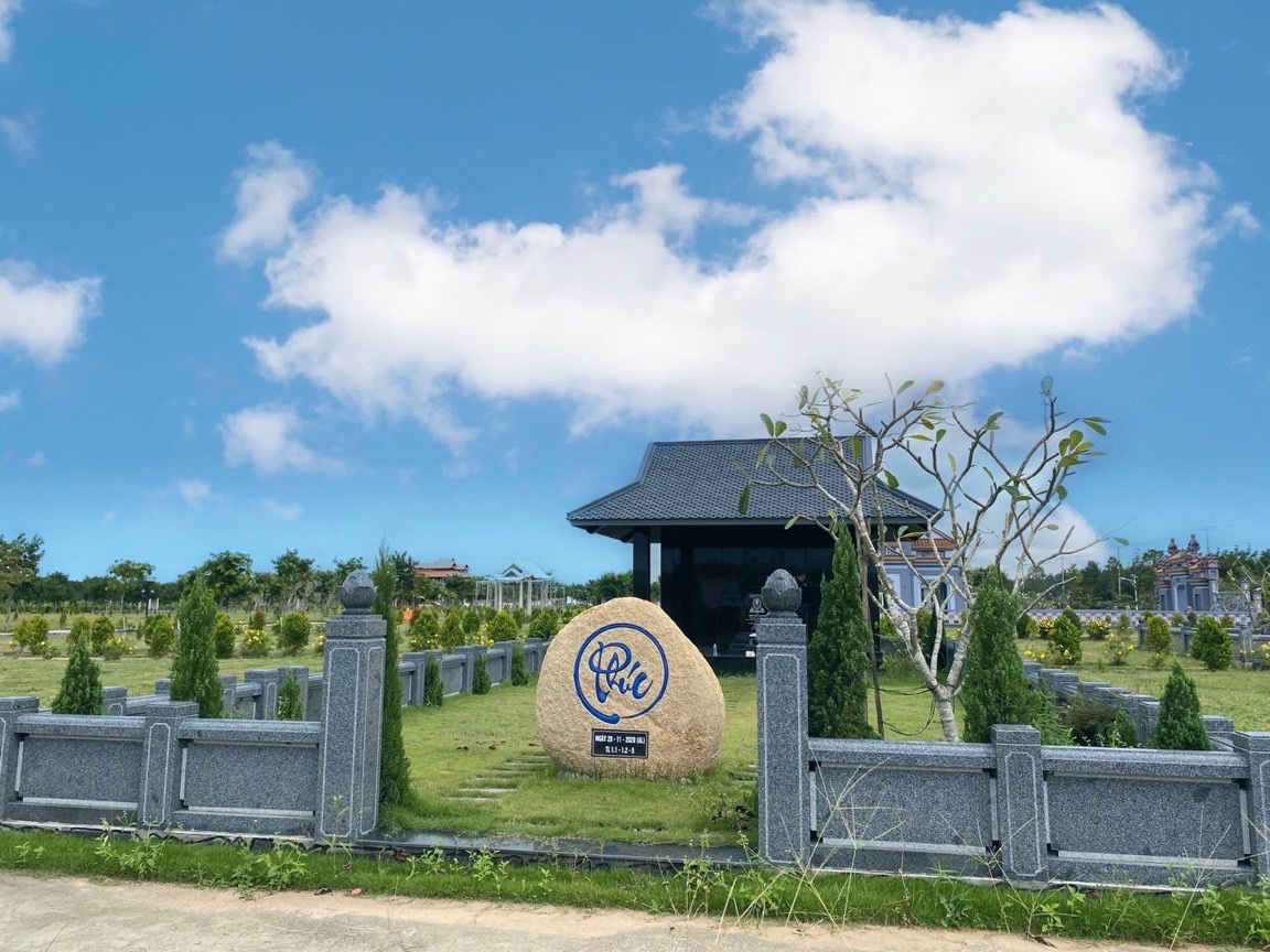 Mua đất mộ gia tộc