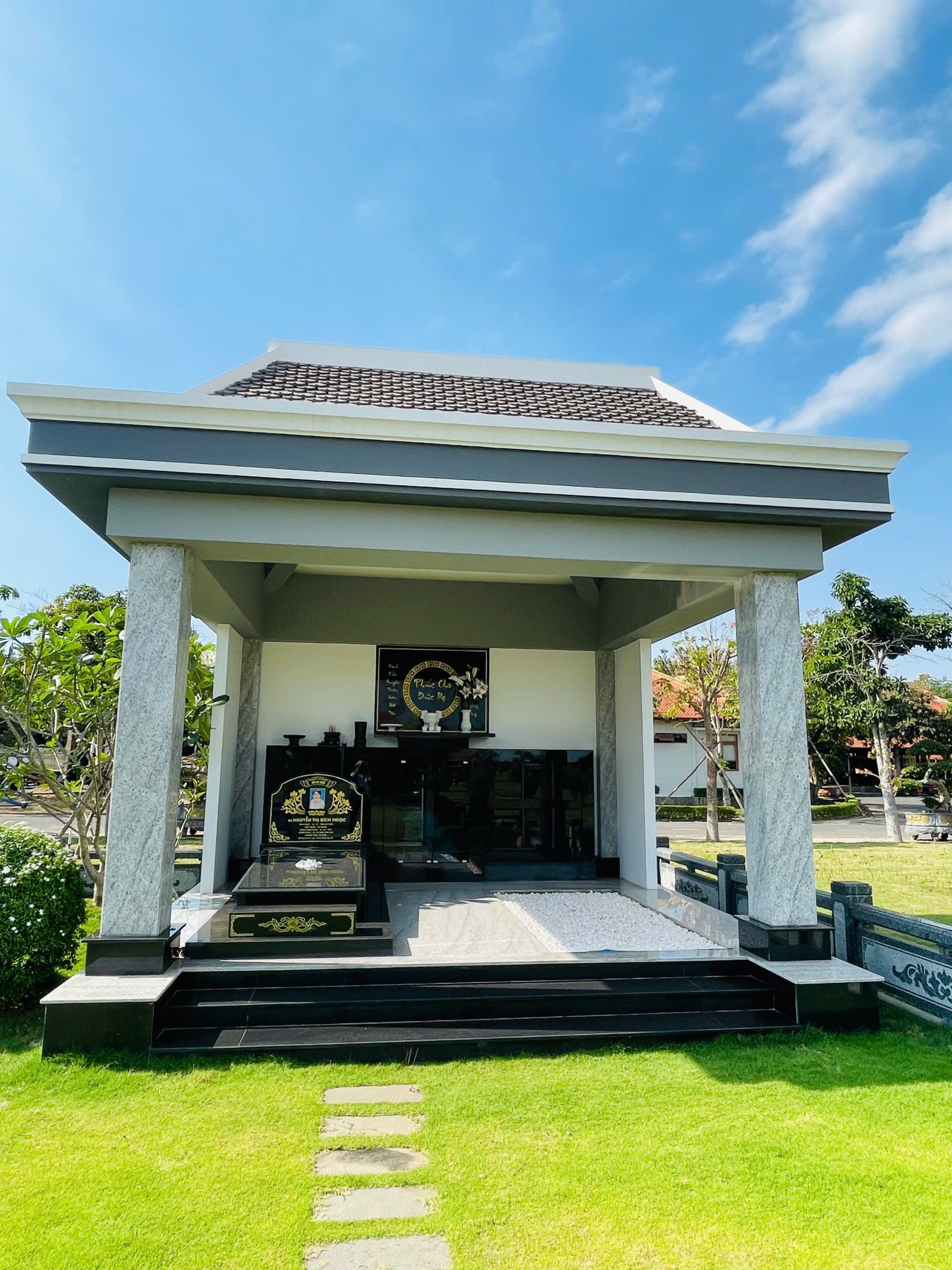 Ưu điểm khi mua đất mộ gia tộc xây tự do