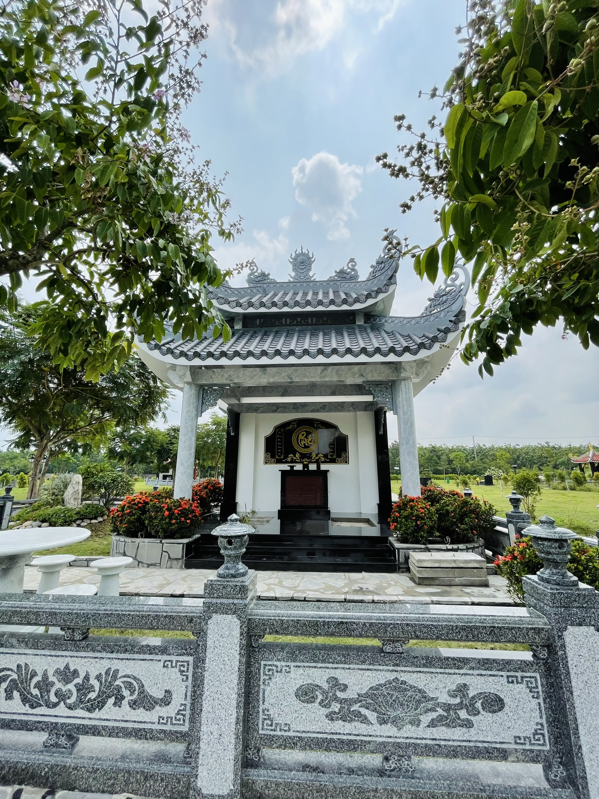 Kinh nghiệm mua đất xây mộ gia tộc không theo quy hoạch hợp pháp