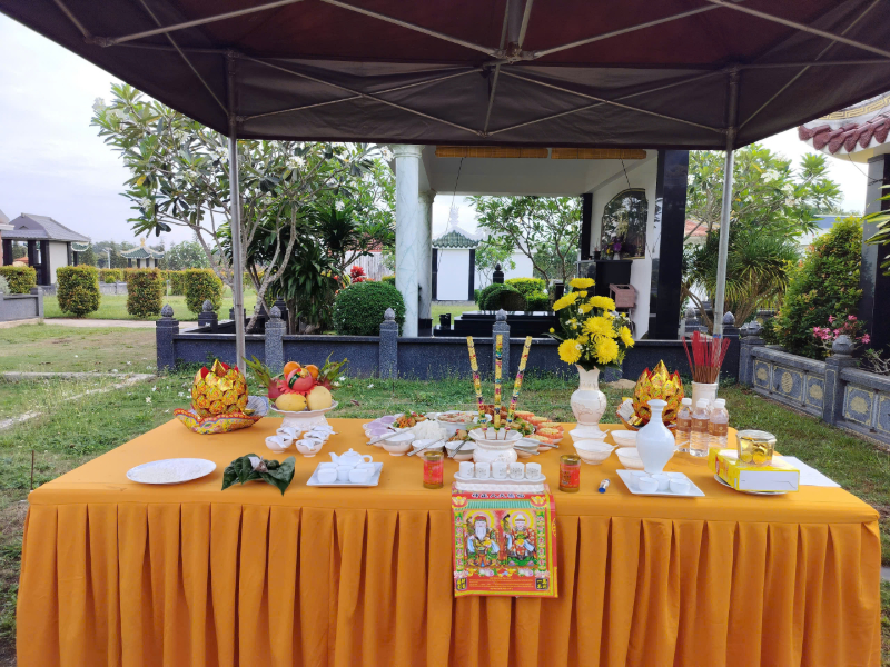 Dịch vụ cúng thất tại nghĩa trang