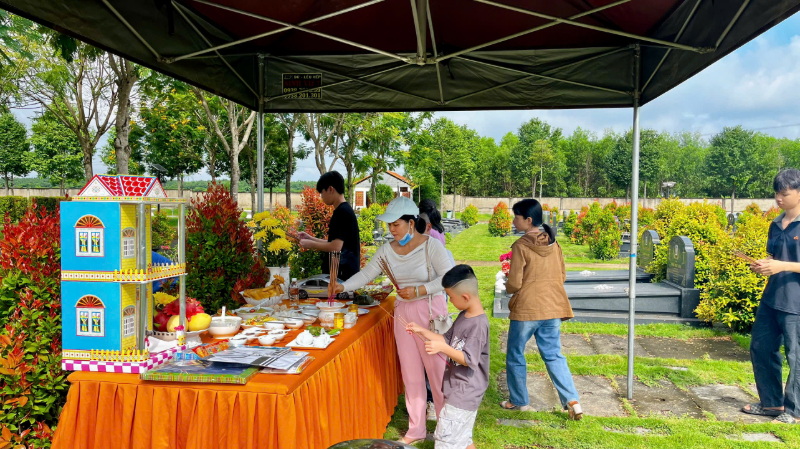 Dịch vụ cúng thất tại nghĩa trang